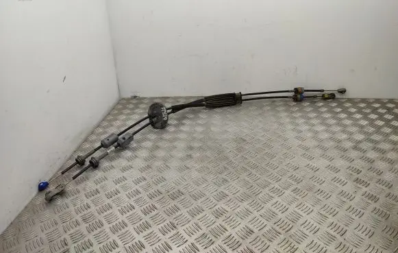 Peugeot 5008 Gear shift cable linkage 00029016 119181100D