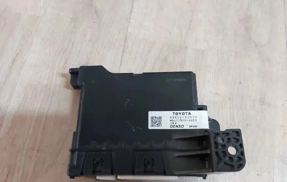 Toyota Auris E180 Other control units/modules 88650-02D70