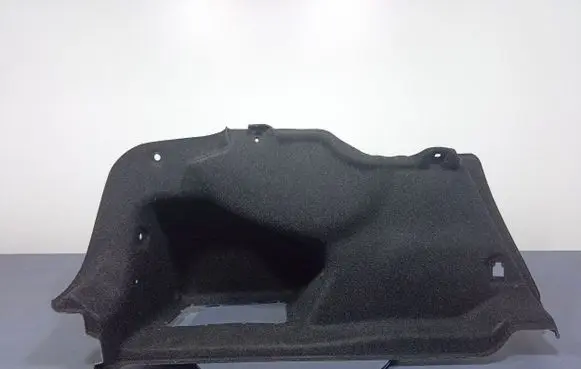 BMW M4 F82 F83 Tailgate/boot cover trim set 7936969