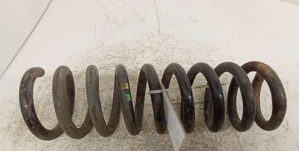 Mercedes-Benz E W210 Rear coil spring