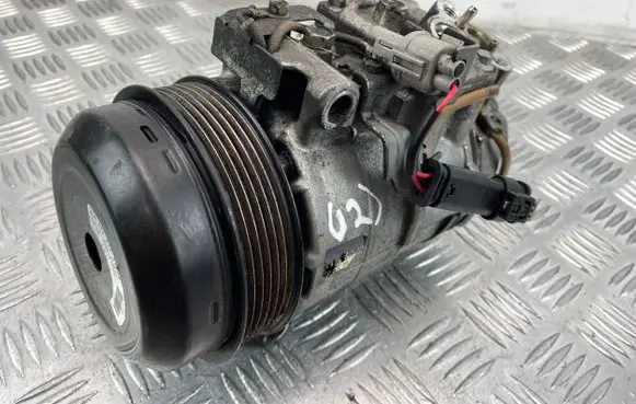 Mercedes-Benz GLK (X204) Air conditioning (A/C) compressor (pump) A0008302300