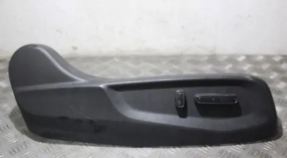 Honda CR-V Seat control switch 