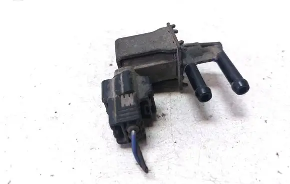 Suzuki Swift I Turbo solenoid valve 