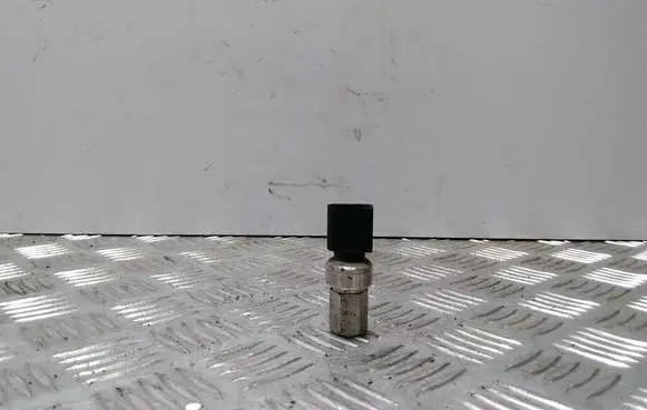 Air conditioning (A/C) pressure sensor