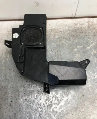 Audi A4 S4 B6 8E 8H Subwoofer speaker 8E9035382D