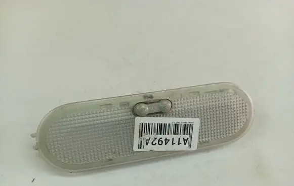 Nissan Qashqai Rear seat light 8200074362