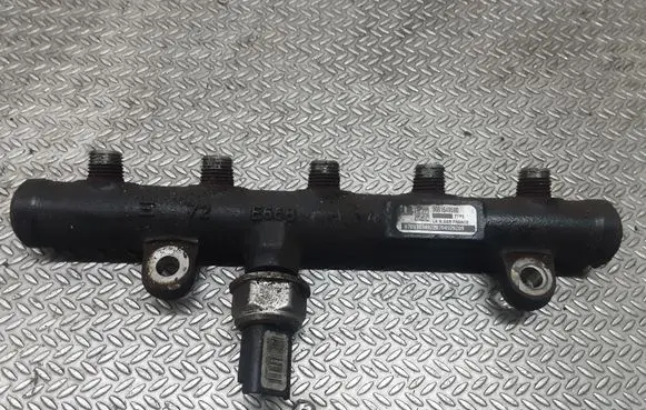 Ford Focus Fuel main line pipe 9681649580