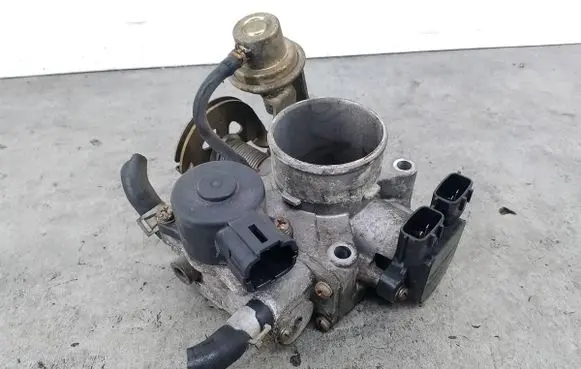 Nissan Almera N16 Throttle body valve RTR50