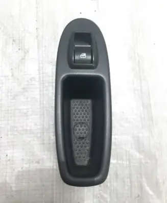 Fiat 500L Electric window control switch 735521261