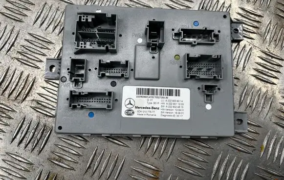 Mercedes-Benz GLC X253 C253 Comfort/convenience module A2229006014 5DK01077577 A229011203