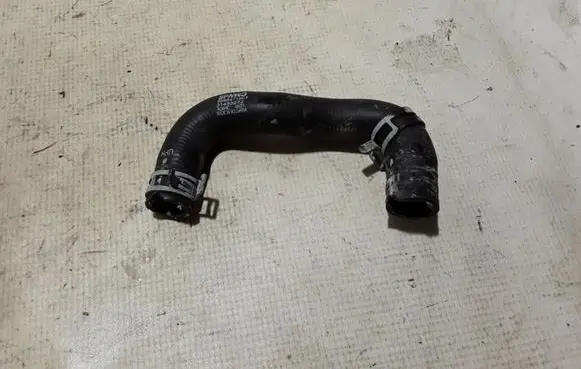 Volvo XC60 Engine coolant pipe/hose 31493272