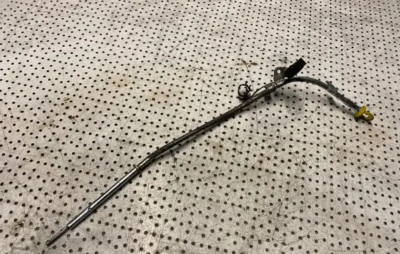 Oil level dip stick