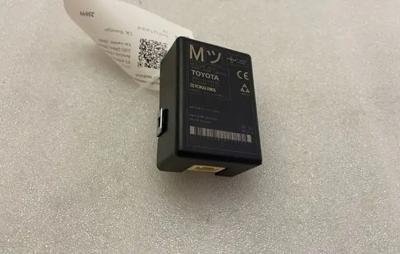 Lexus RX 450H Door control unit/module 8974048390 61G192000