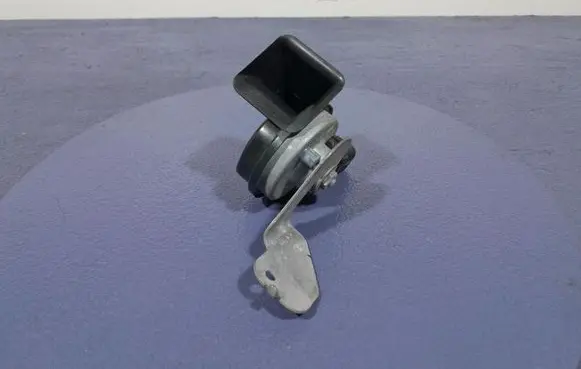 BMW Z4 E85 E86 Horn signal 7455832