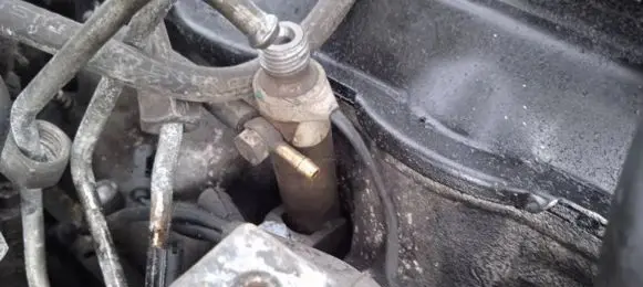 Audi A6 S6 C5 4B Fuel injector SULAIDU