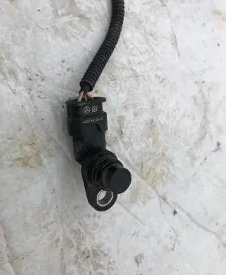 Mercedes-Benz GLA W156 X156 Camshaft position sensor 0232103125