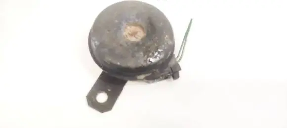 Toyota RAV 4 (XA20) Horn signal E130070