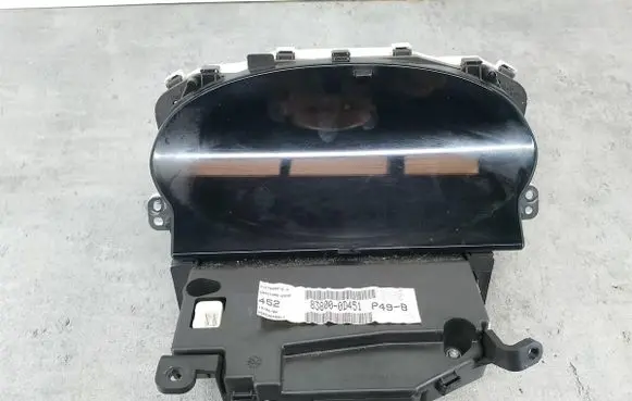 Toyota Yaris Speedometer (instrument cluster) 838000D451