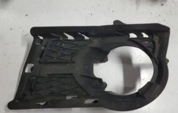 Volkswagen Tiguan Fog light bracket 5N0853665A