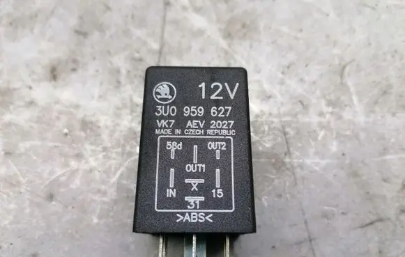 Skoda Superb B5 (3U) Other relay