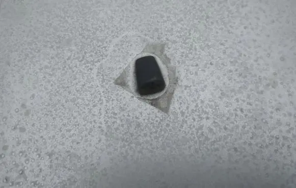 Windshield washer spray nozzle