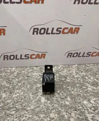 Volkswagen Touran I Other relay SCB1M1240