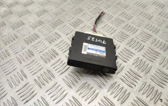 Toyota RAV 4 (XA30) Transfer box differential control unit 8963042010
