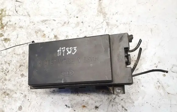 KIA Carnival Fuse box set 010827