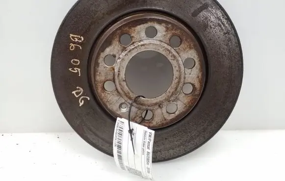 Volkswagen PASSAT B6 Rear brake disc 