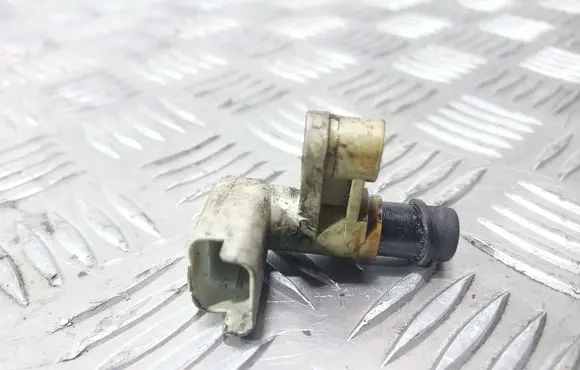 Peugeot 206 Camshaft position sensor 9830595680