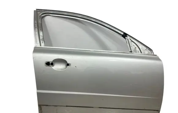 Volvo XC70 Front door