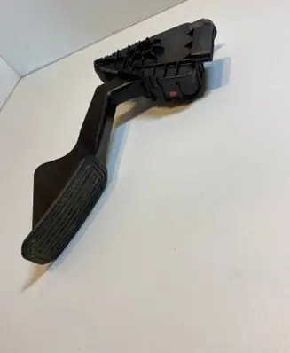 Toyota Land Cruiser (J120) Accelerator throttle pedal 7812060350