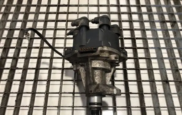 Nissan Pathfinder R50 Spark distributor 221000W002