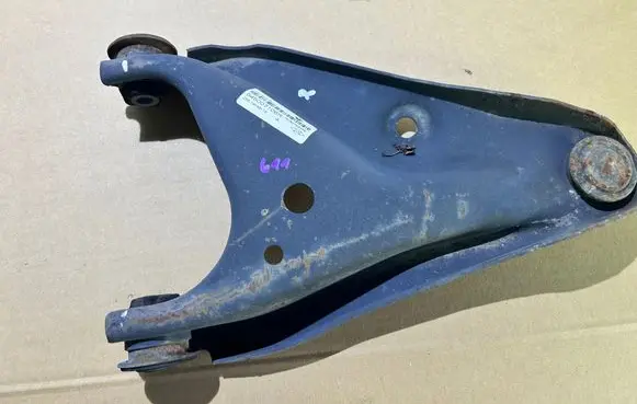 Dacia Sandero Front control arm 545007106R