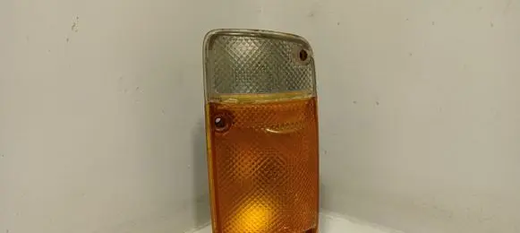 Nissan Patrol Y60 Front indicator light 3229