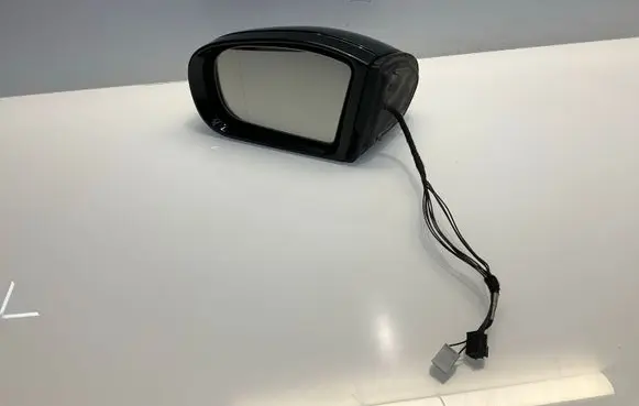 Mercedes-Benz E W211 Front door electric wing mirror