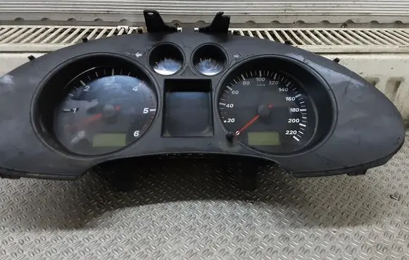 Seat Ibiza III (6L) Speedometer (instrument cluster) 88311333