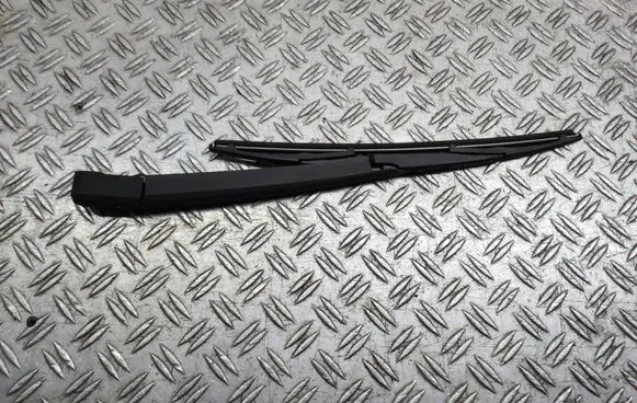 Chevrolet Cruze Rear wiper blade arm 