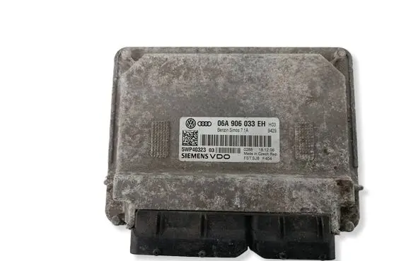 Audi A4 S4 B9 Engine control unit/module 06A906033EH 5WP40323