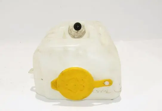 Opel Tigra B Windshield washer fluid reservoir/tank