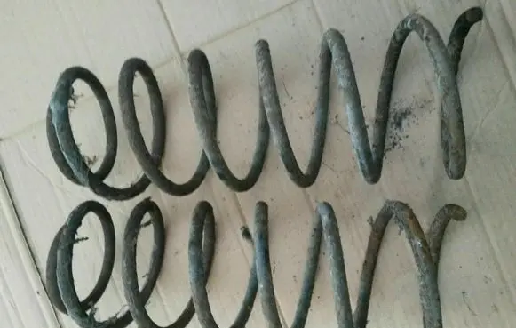 Volkswagen Golf I Front coil spring 171411105H