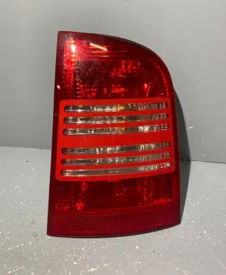 Skoda Octavia Mk1 (1U) Tail light bulb cover holder 1U9945258