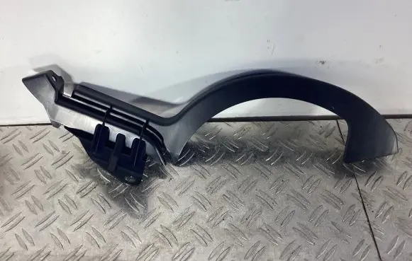 Lexus RC Tailgate/trunk/boot hinge 6457124041