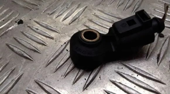 Detonation knock sensor