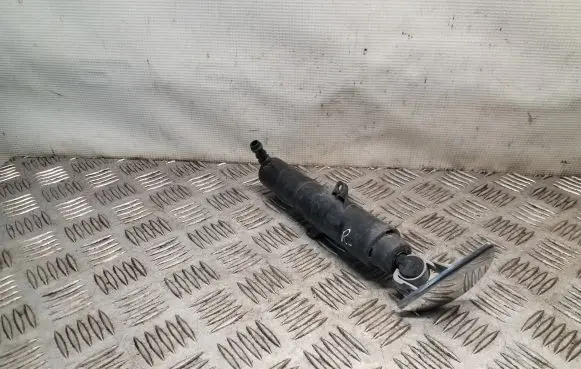 Mini One - Cooper Coupe R56 Headlight washer spray nozzle 7157120