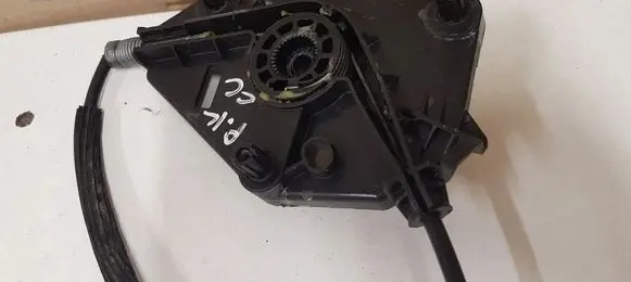 Volkswagen PASSAT CC Front window lifting mechanism without motor 962846102