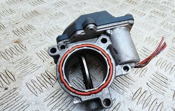 Audi A8 S8 D3 4E Throttle valve 057128063G
