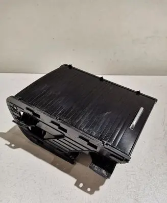 Land Rover Evoque I Cup holder 08258005