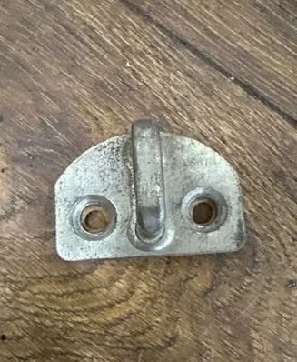 Renault Master III Rear door lock loop/hook striker 122rb