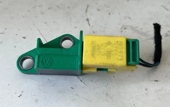 Audi A4 S4 B8 8K Airbag deployment crash/impact sensor 1K0909606C 5WK43544